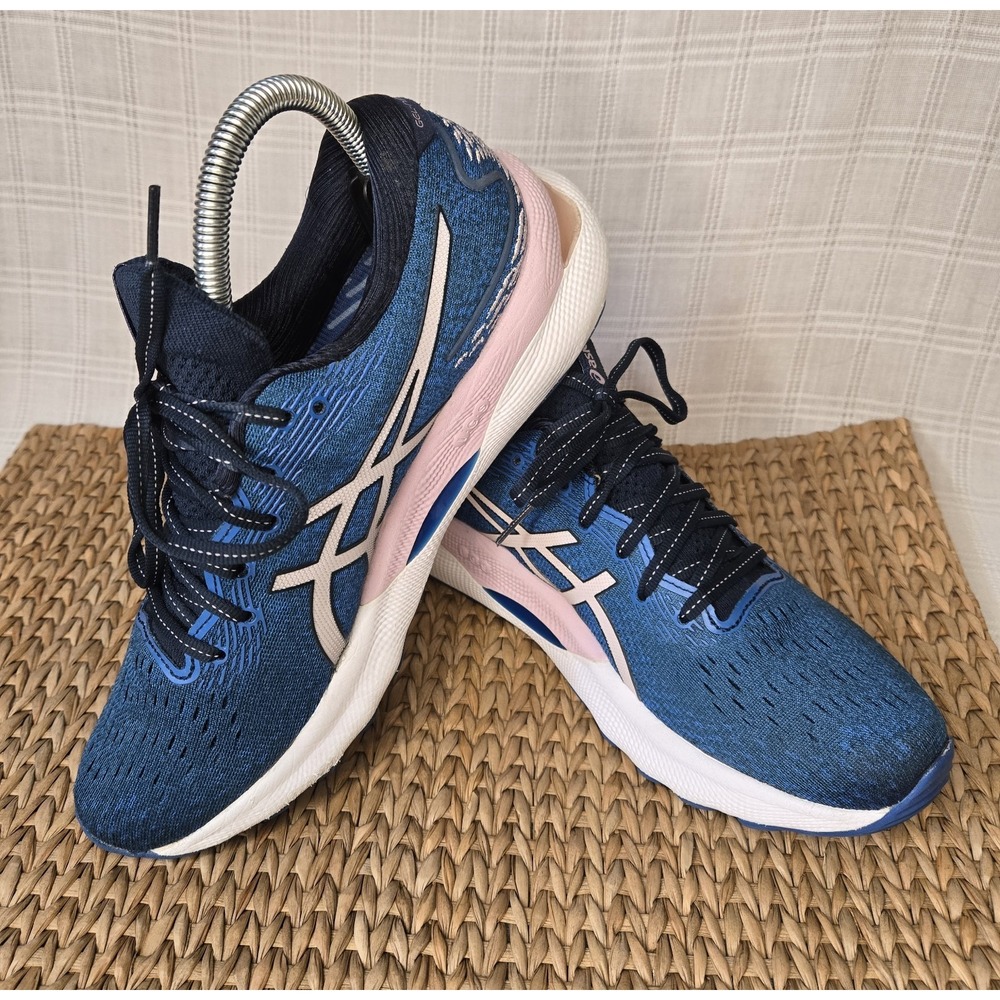 ASICS® Women's 8.5 GEL-NIMBUS 24 Running Shoes in French Blue/Barely Rose
